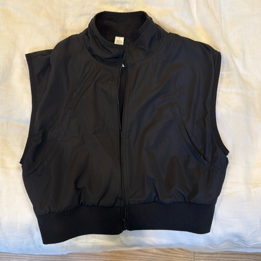 Alo Yoga Black Zip-Up Puffer Vest - Size Medium